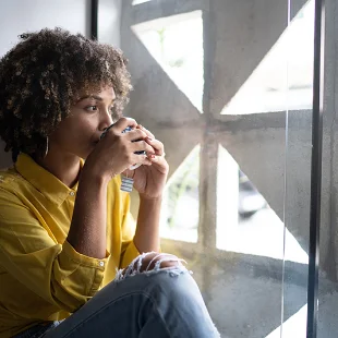 Online tools help Black and Hispanic people screen for depression risk | bcbs.com